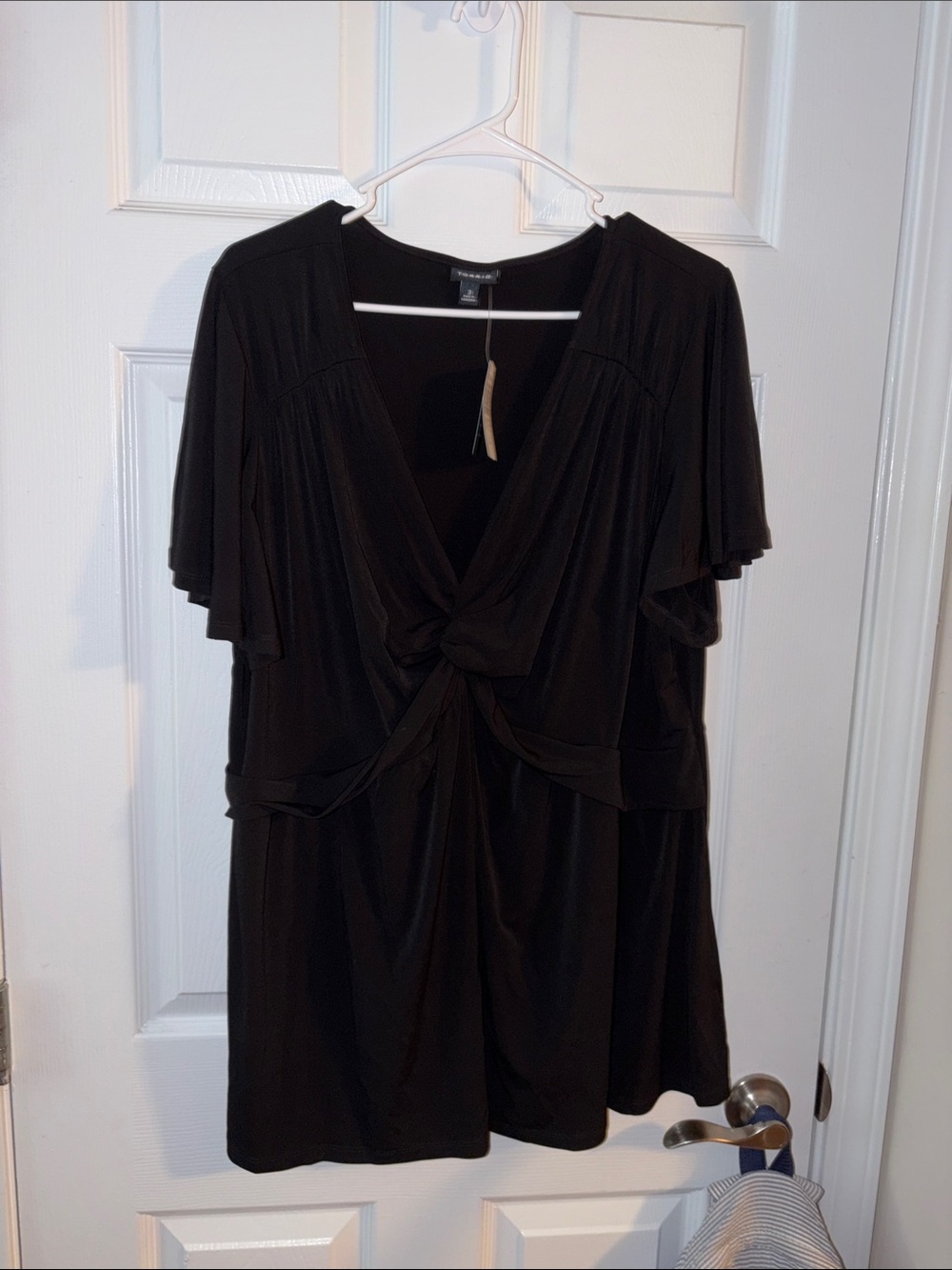 torrid Black Twist-Front Flutter Sleeve Top